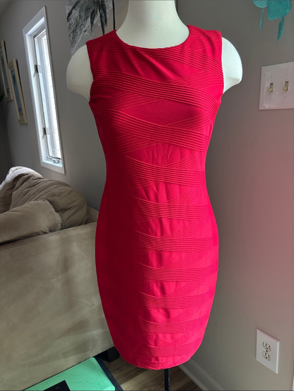 Tommy Hilfiger Vibrant Red Sleeveless Midi Bodycon Dress